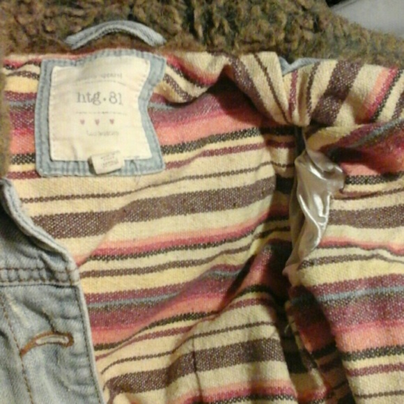 Jean Jacket - Picture 2 of 3